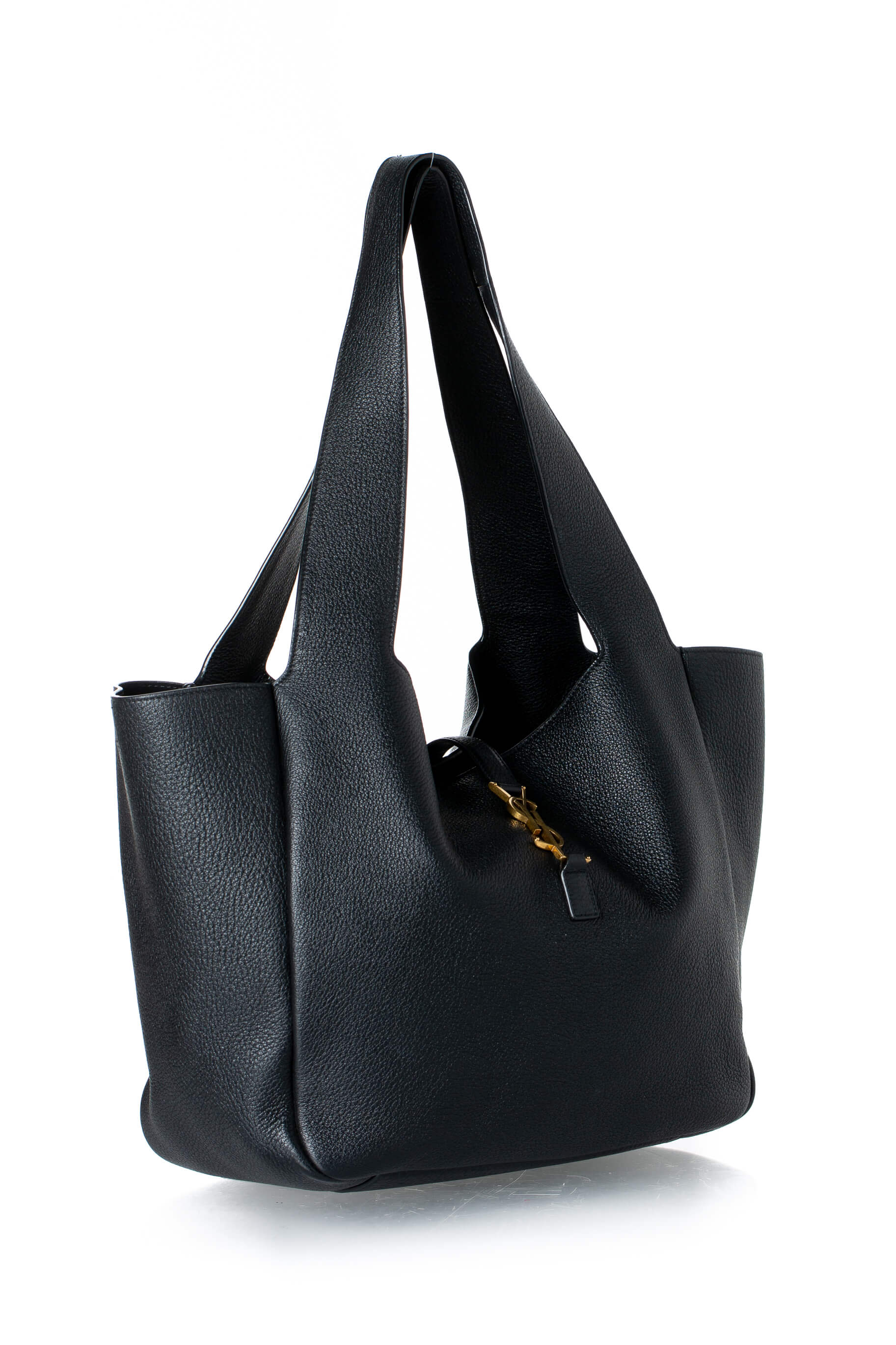 Tote Saint Laurent negra, vista en ángulo mostrando volumen y asas