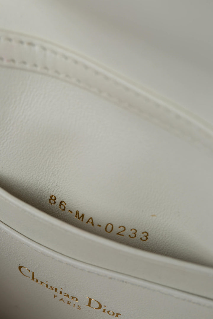 Date code 86-MA-0233 y stamp Christian Dior Paris