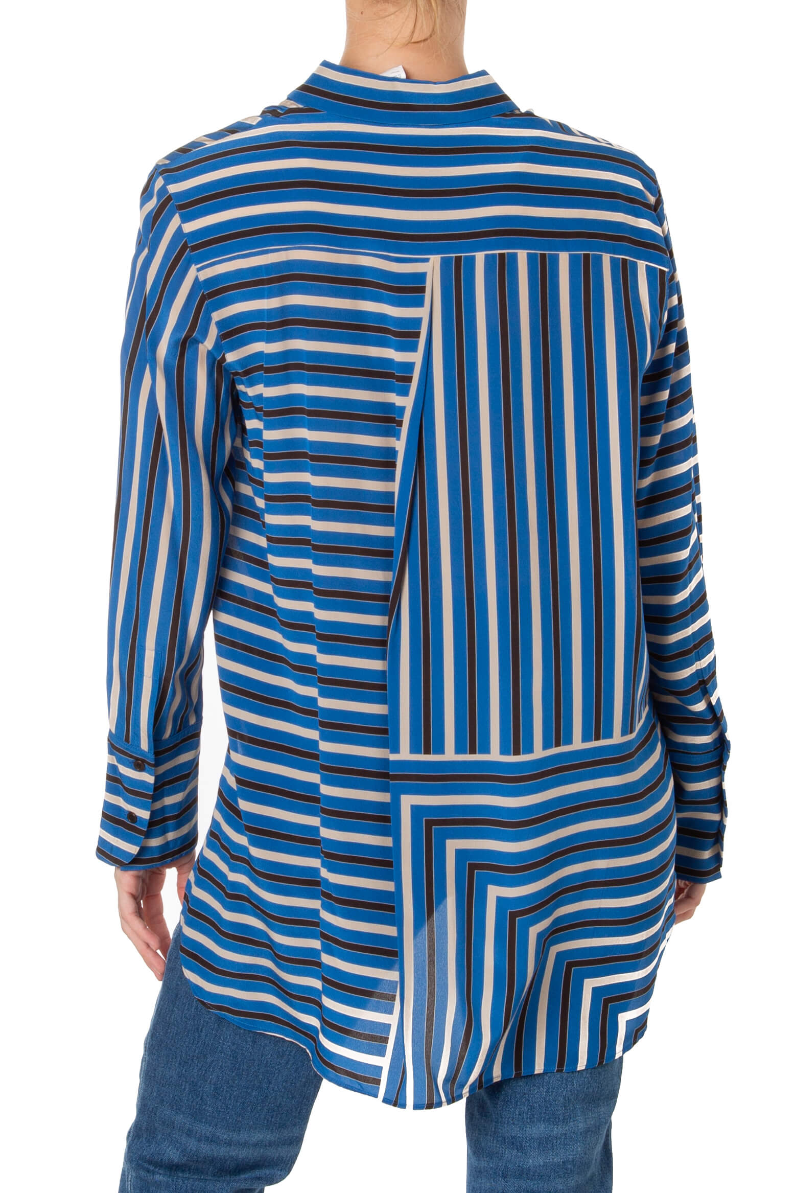 Akris Punto, Talla 8