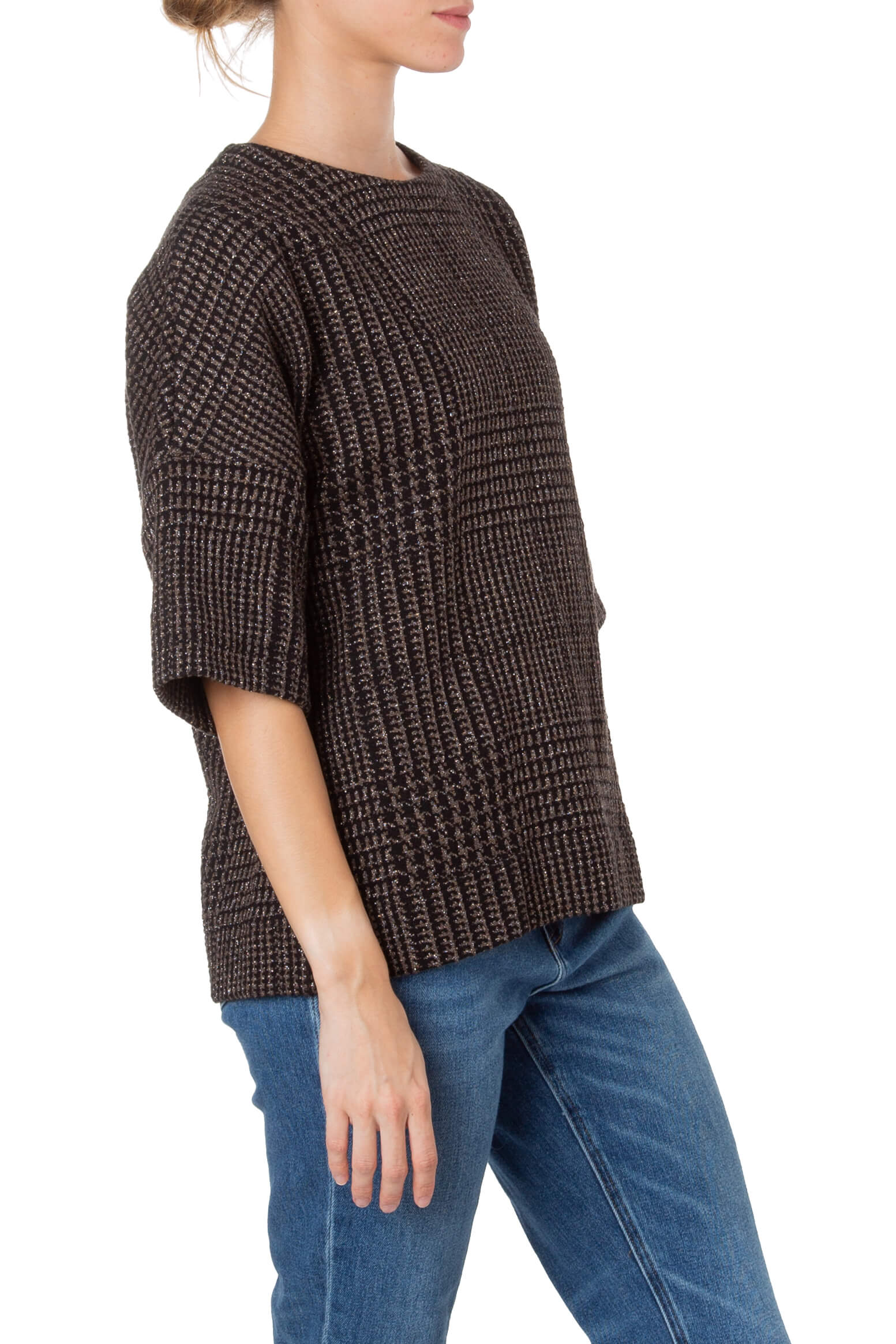 Akris Punto, Talla 6