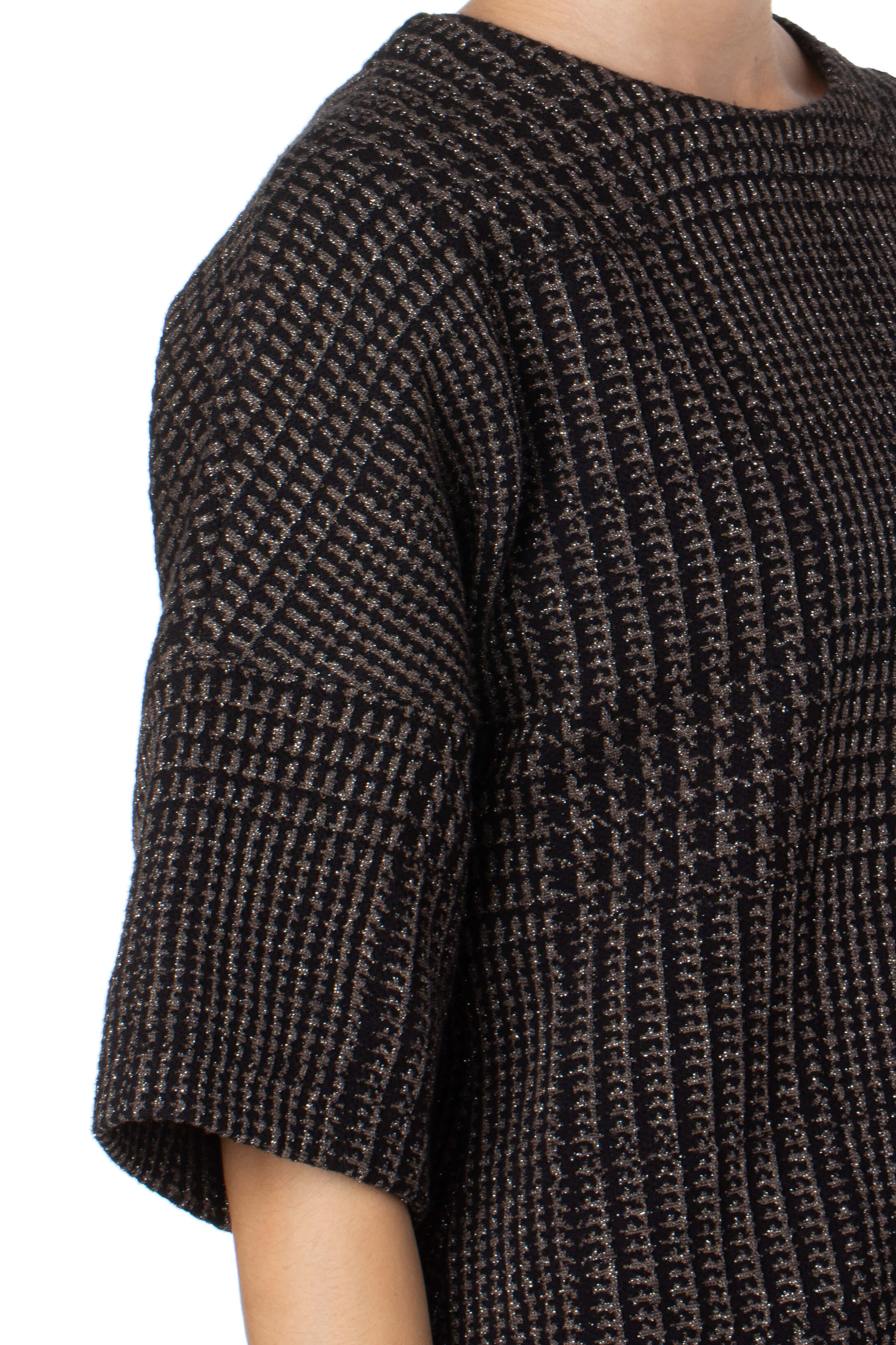 Akris Punto, Talla 6