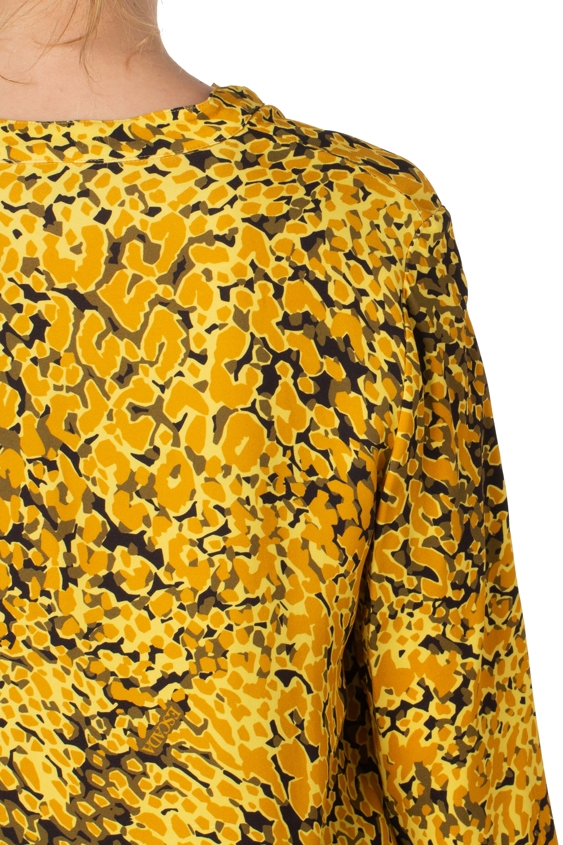 Escada, Talla 36