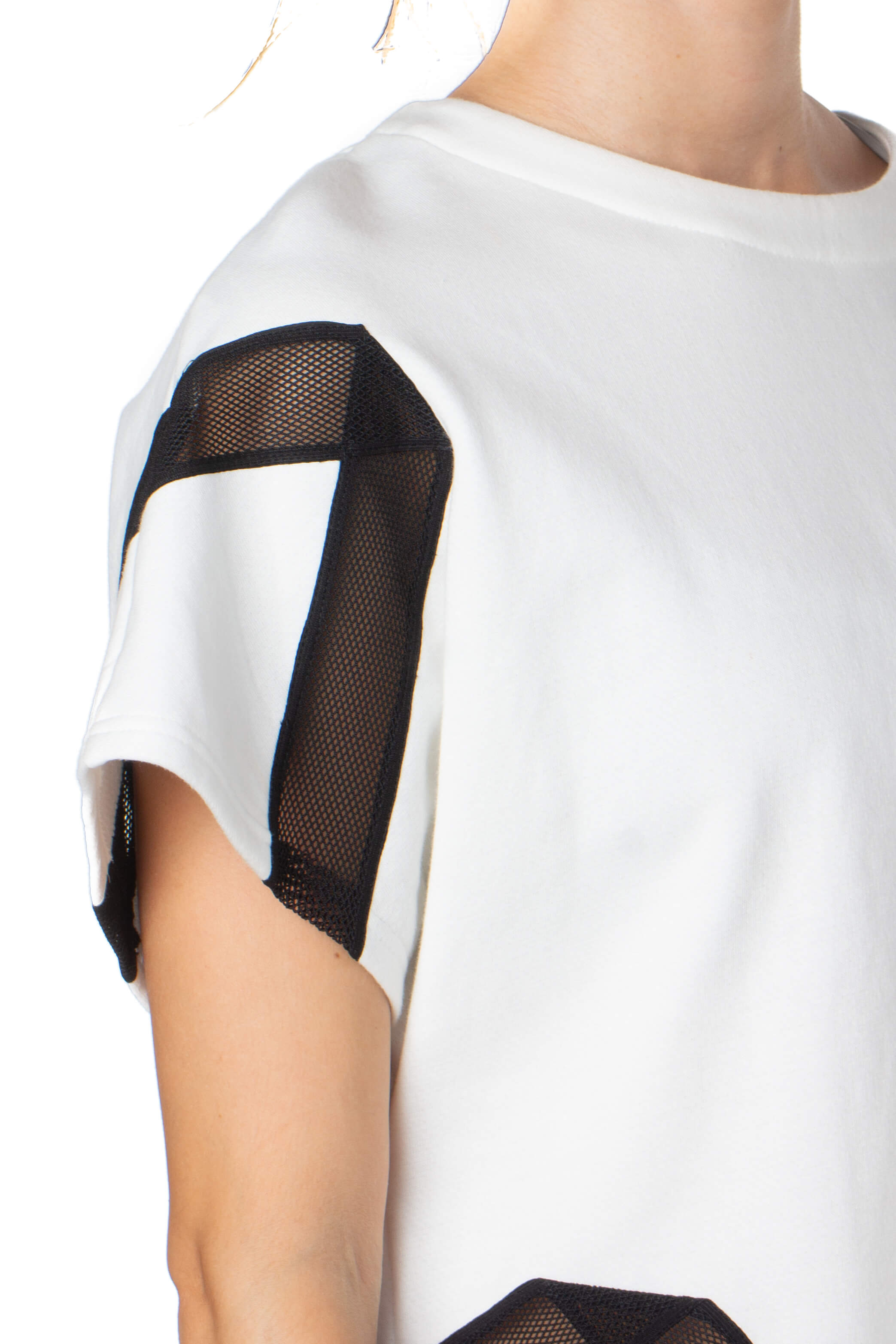 Akris Punto, Talla 8