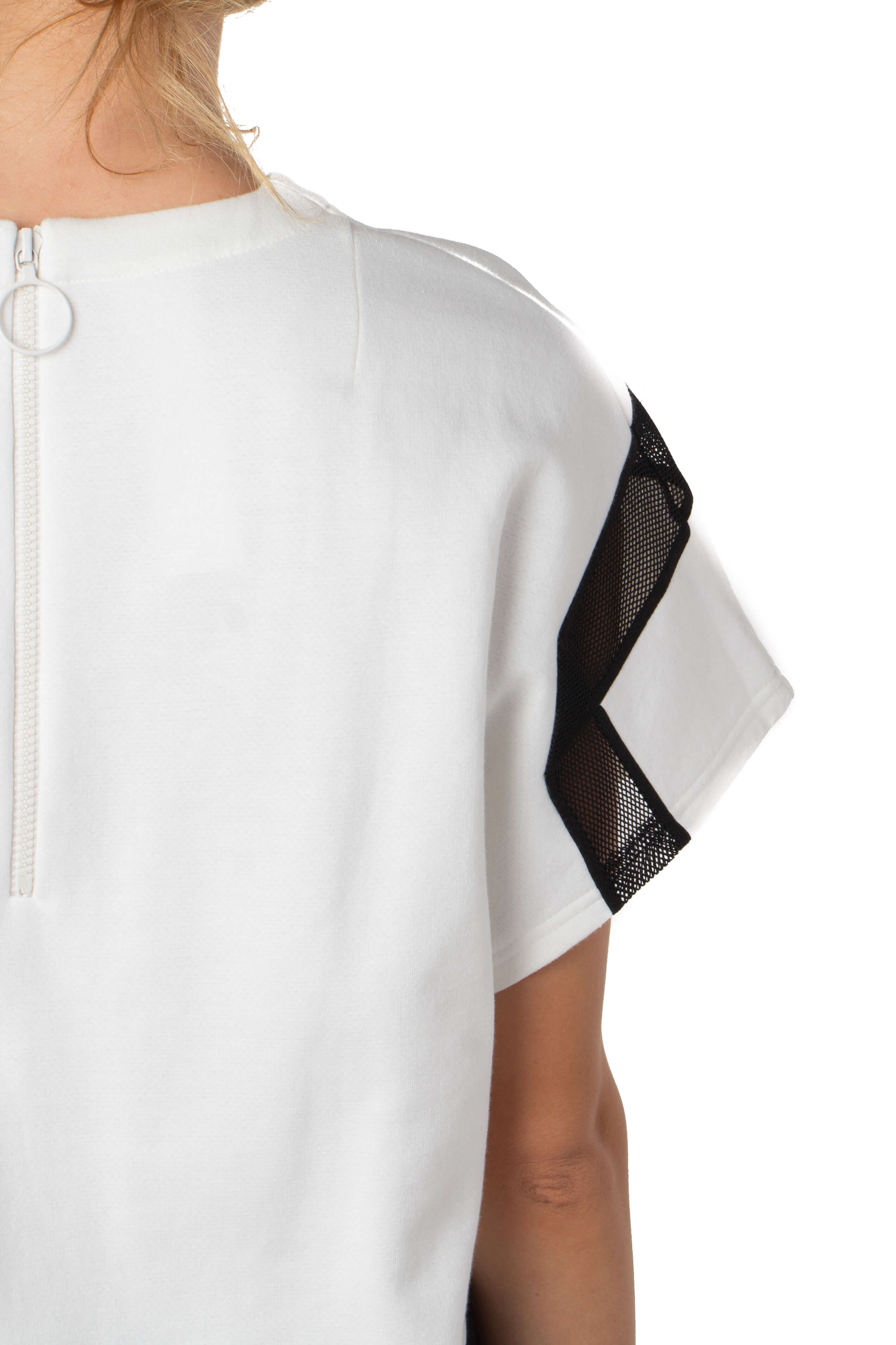 Akris Punto, Talla 8