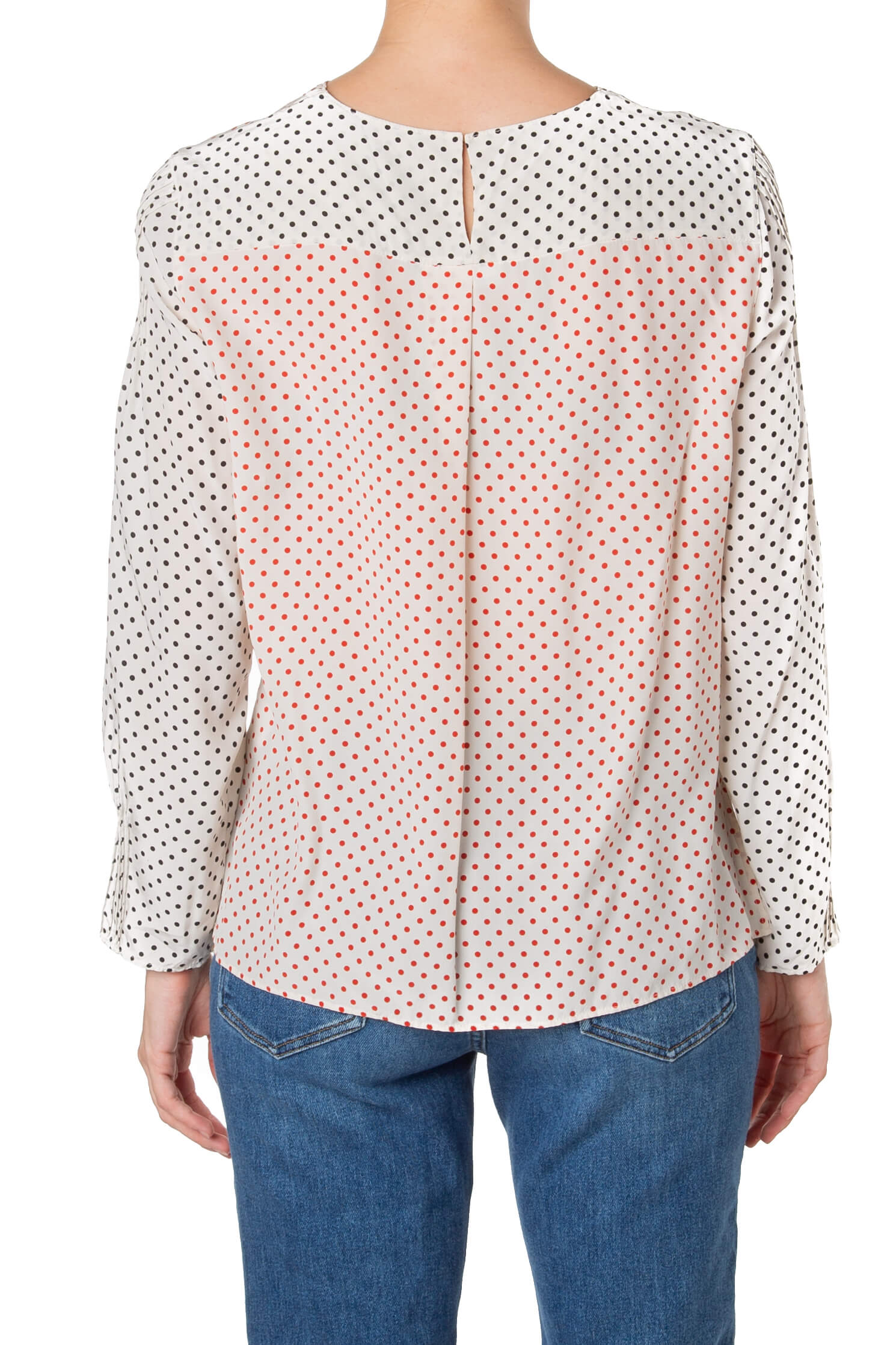 Akris Punto, Talla 8