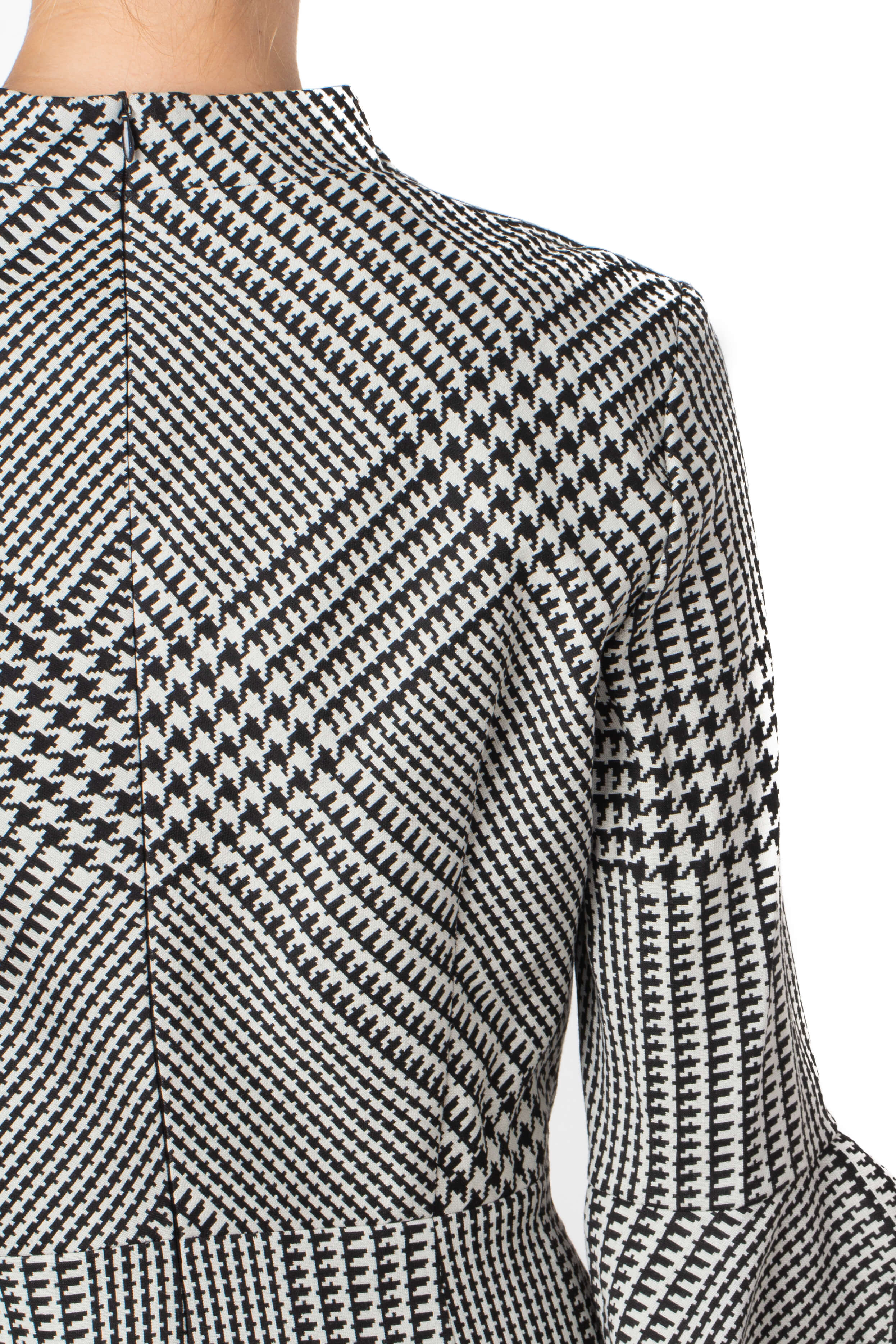 Escada, Talla 38