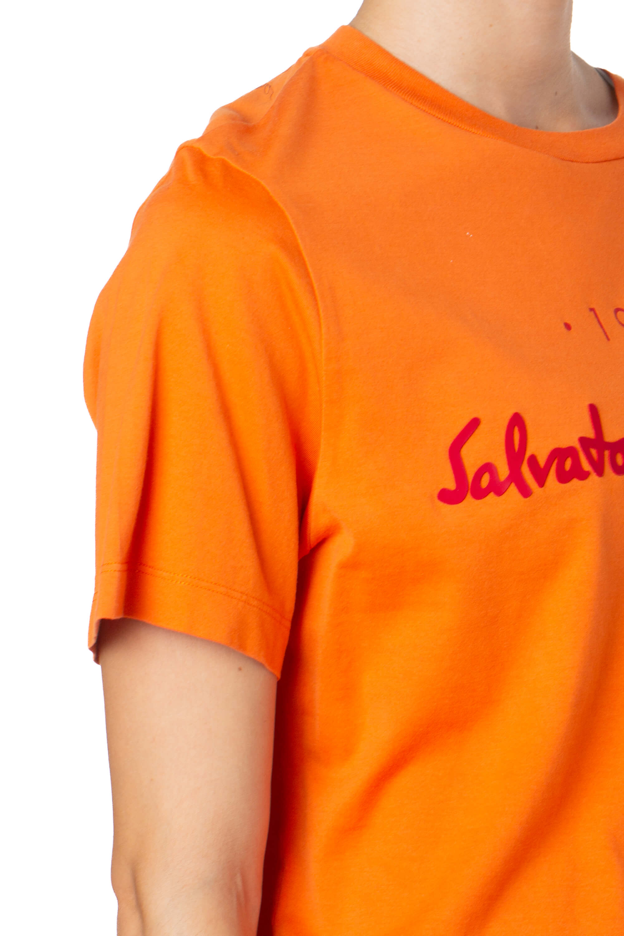 Salvatore Ferragamo, Talla L