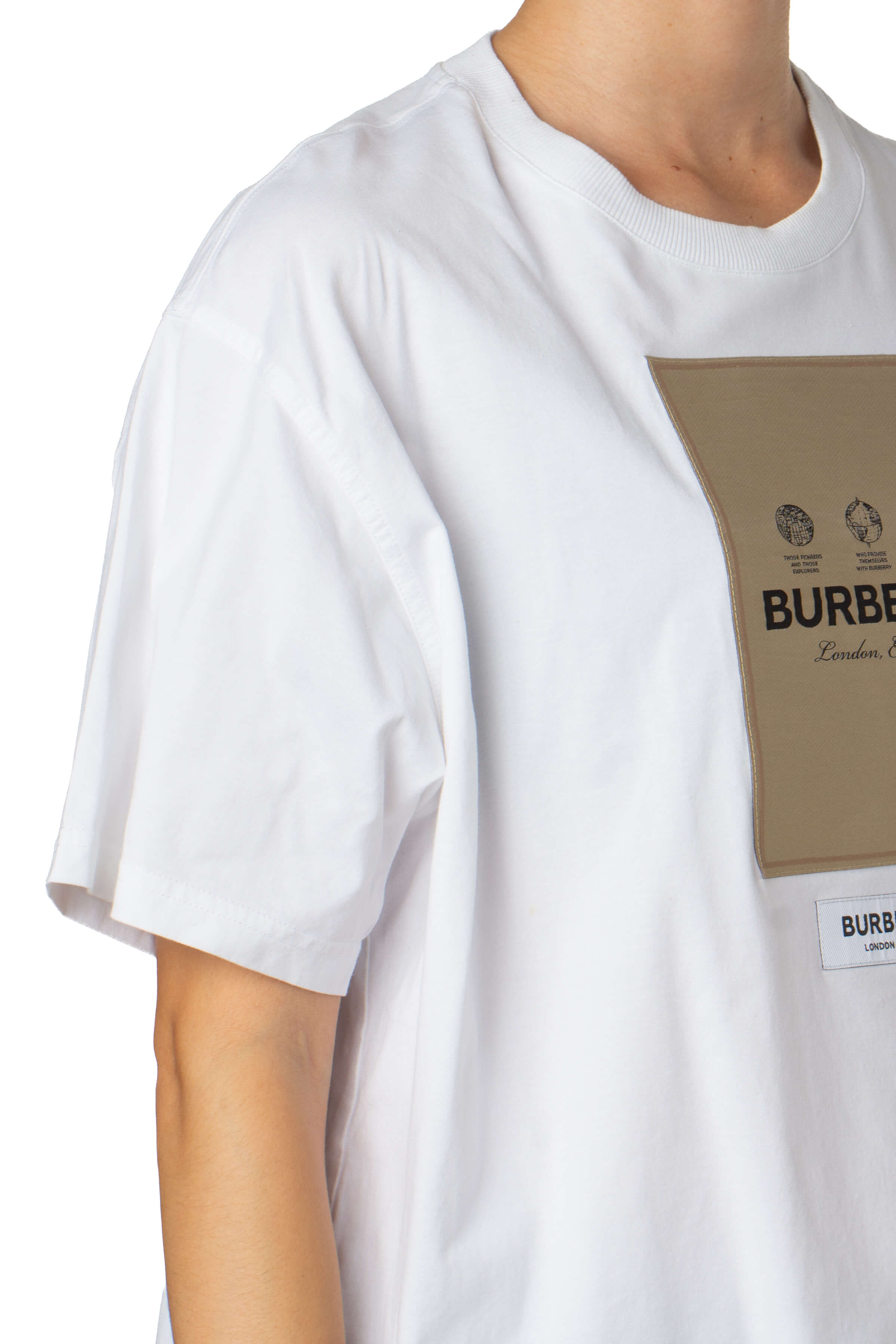 Burberry, Talla M