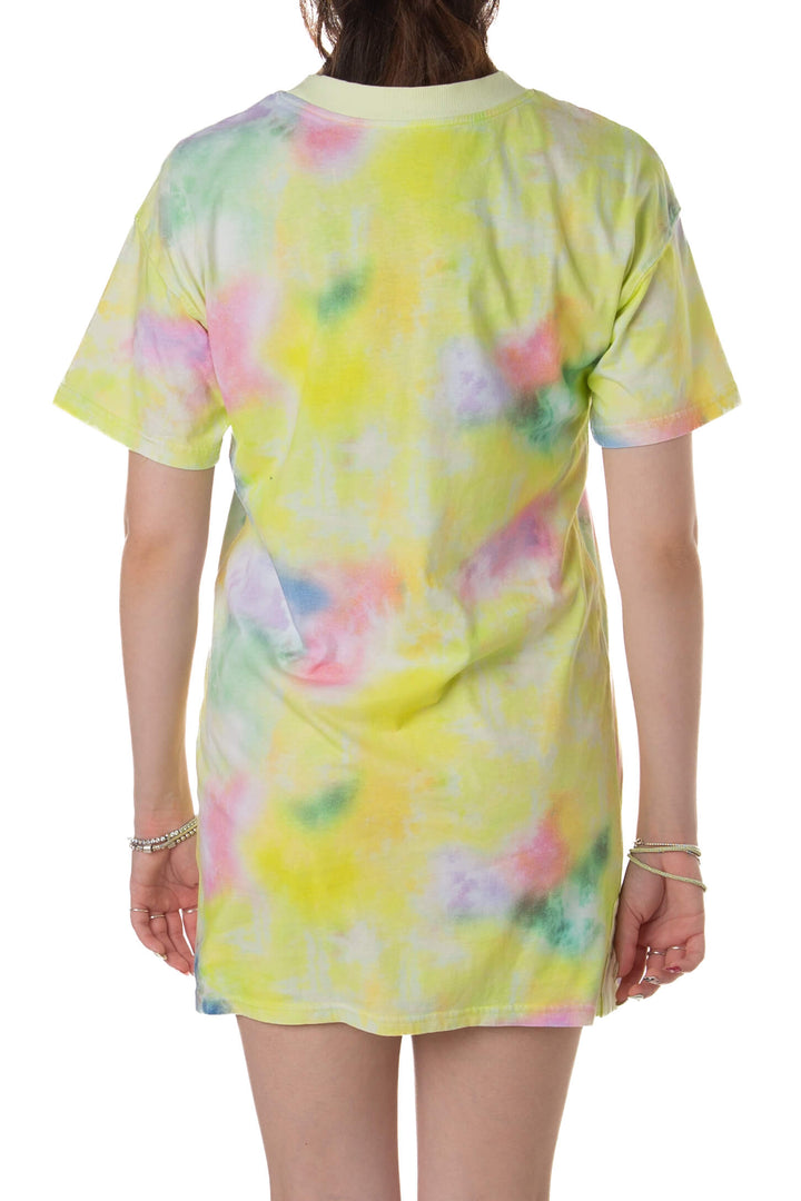 Blusón Alice + Olivia tie-dye pastel, vista trasera