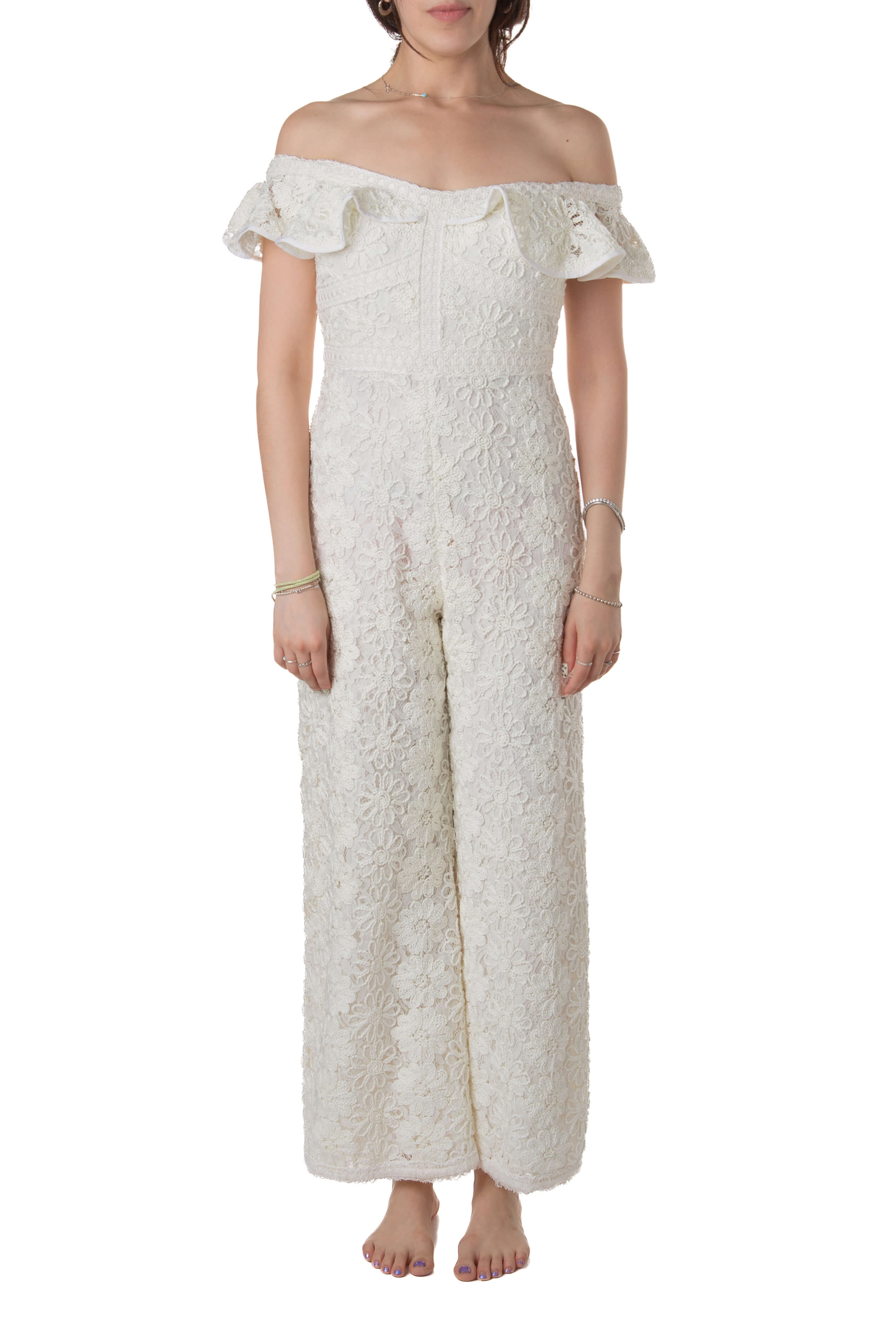 Jumpsuit Alexis blanco de encaje off-shoulder, vista frontal