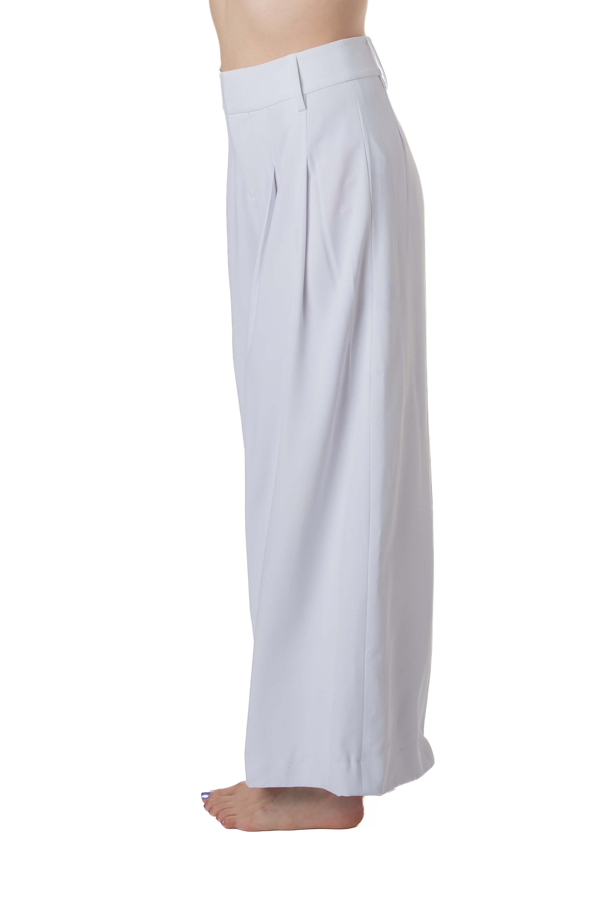 Pantalón Alice + Olivia blanco de pierna amplia con pinzas, vista lateral