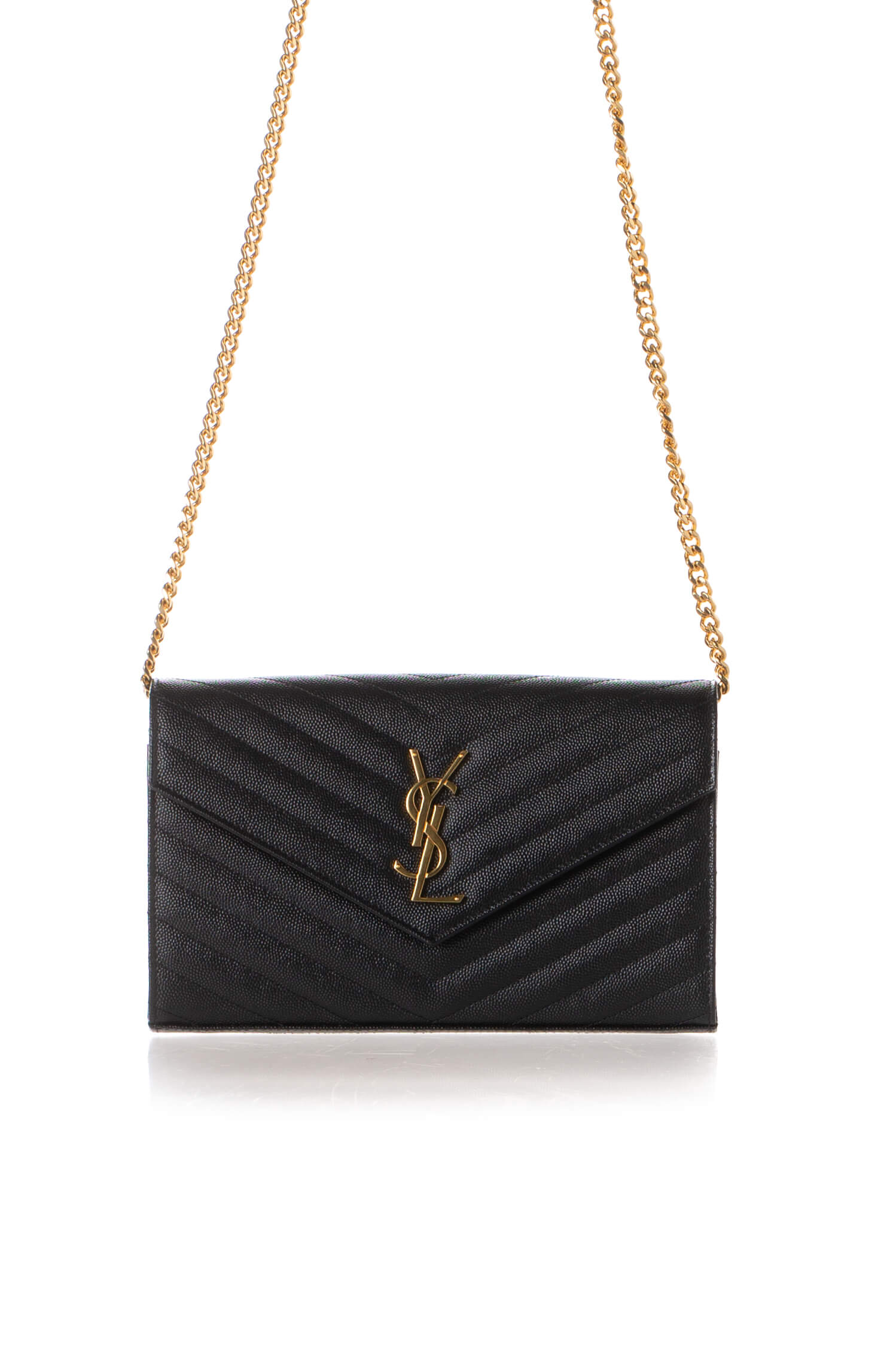 Saint Laurent Cassandre wallet on chain negra, vista de frente con la cadena
