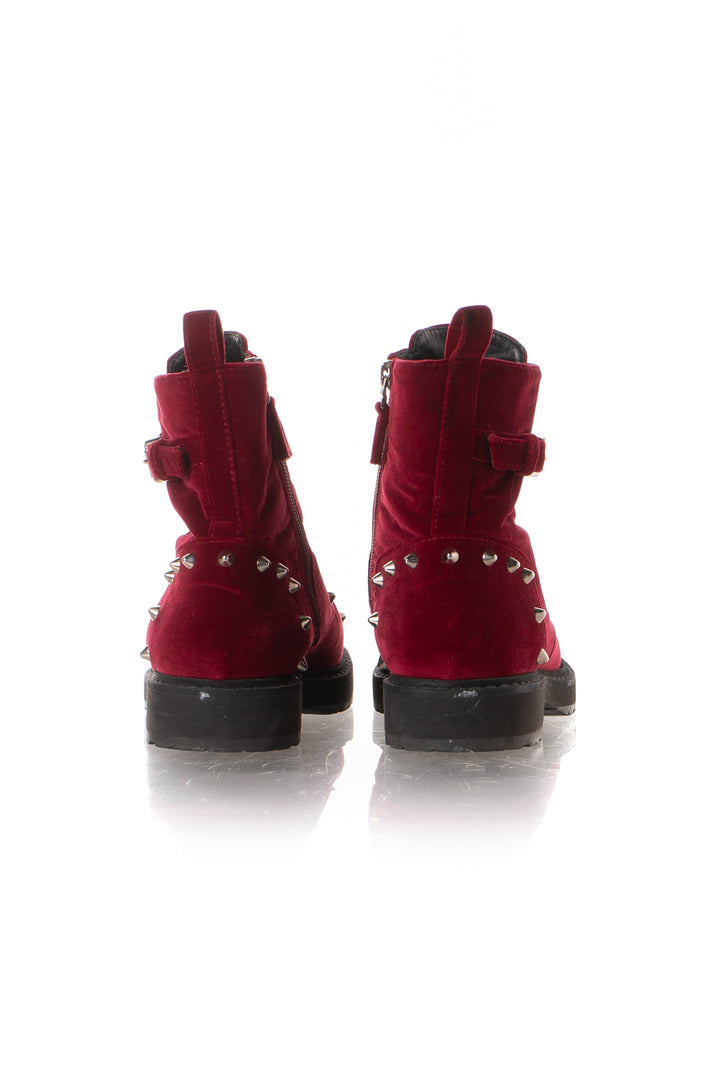 Par de botines Fendi de terciopelo burgundy, vista trasera