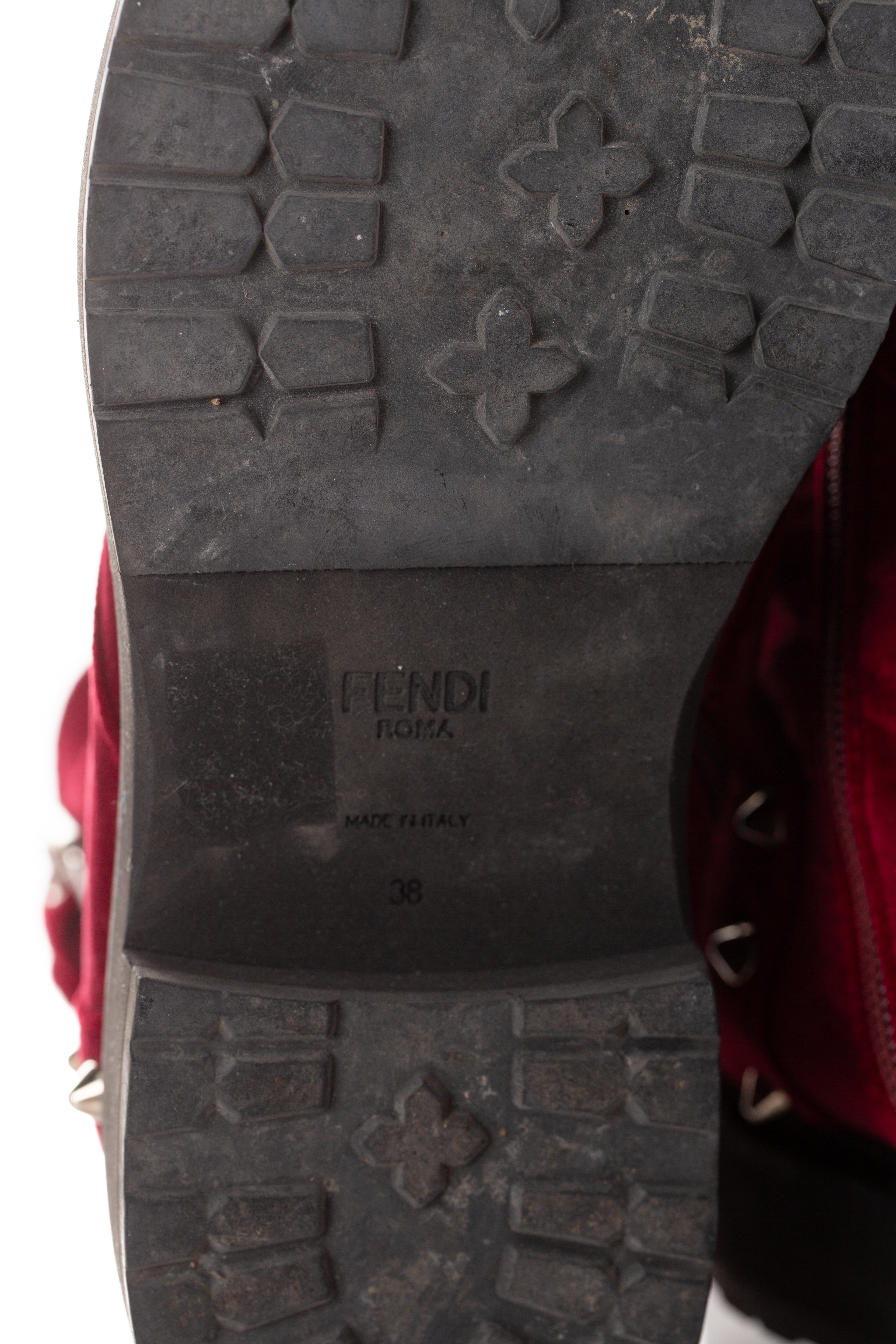 Fendi, Talla 8