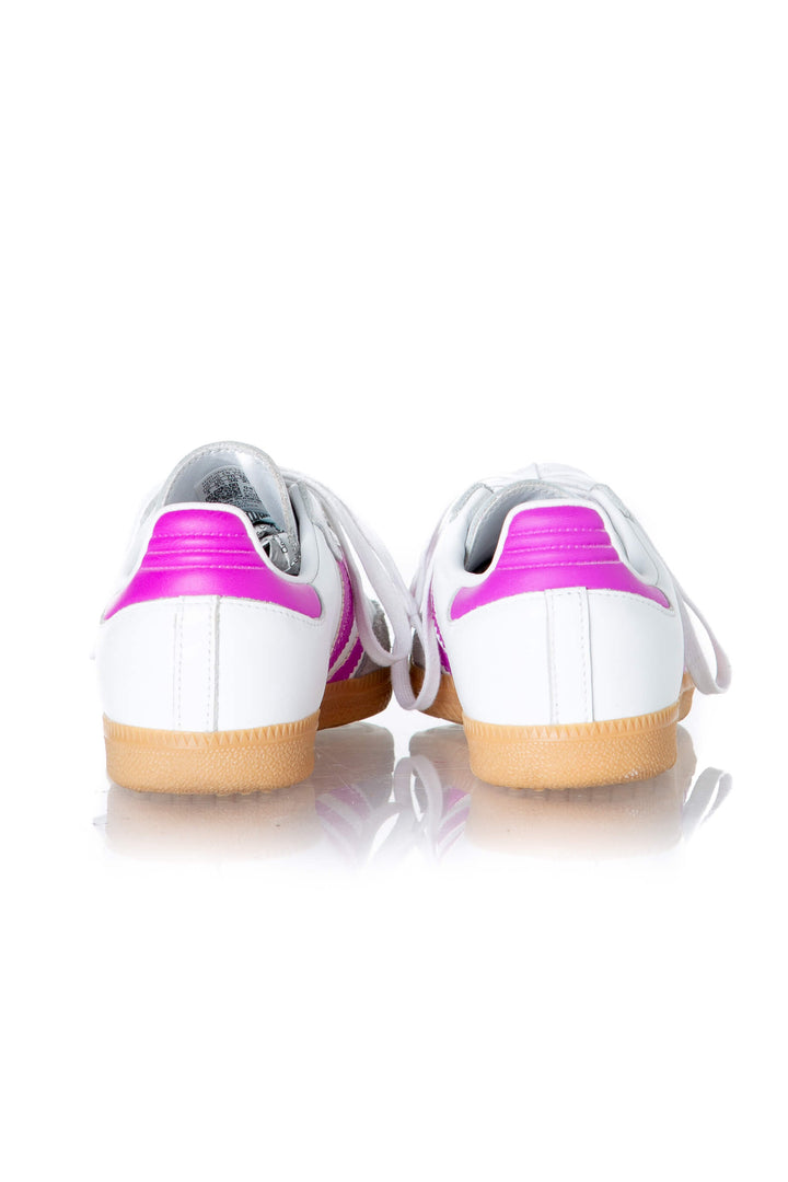 Adidas Samba OG — vista posterior del par