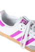 Adidas Samba OG — detalle de franjas fucsia