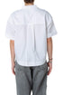 Camisa Athleta blanca, detalle de la espalda con pliegue | ClosetRehab