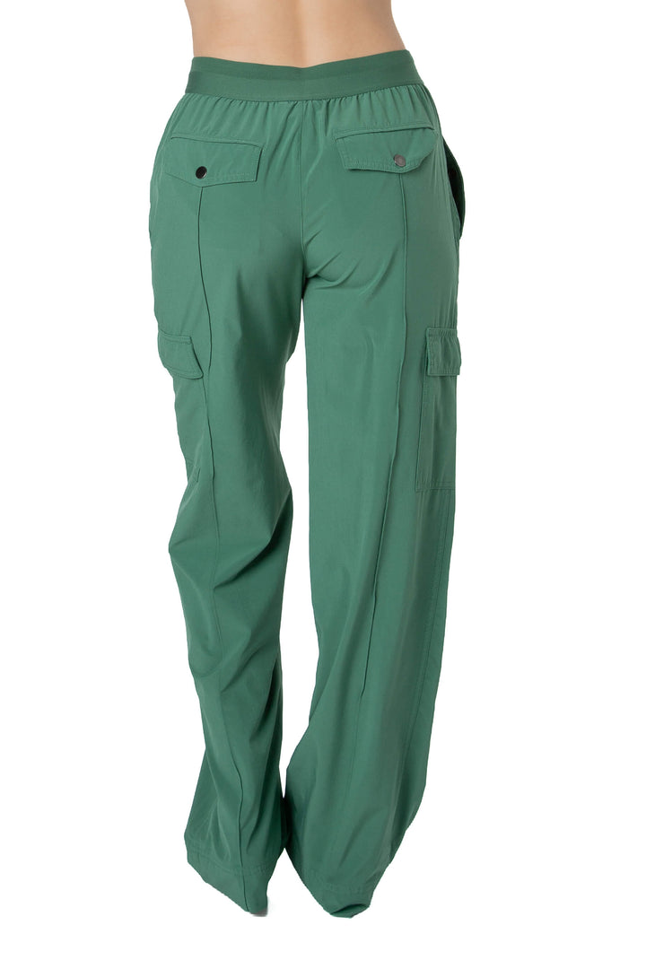 Pantalón Athleta verde, detalle de bolsillos traseros | ClosetRehab