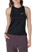 Blusa deportiva Nike negra sin mangas, vista frontal