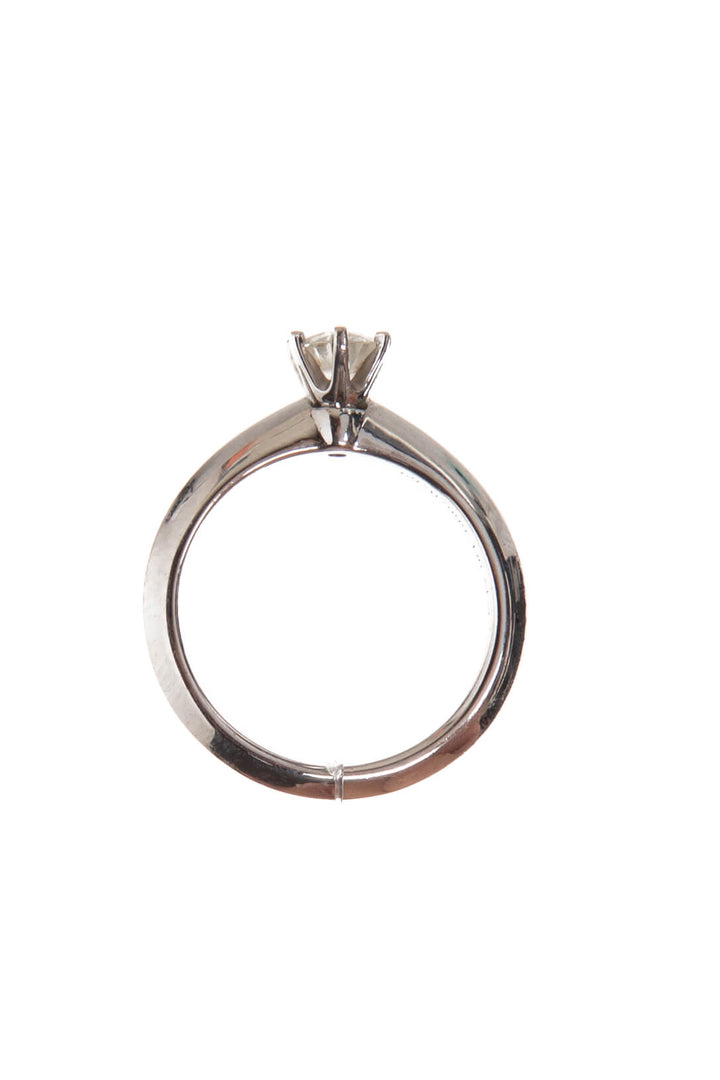Anillo Tiffany & Co., vista lateral – ClosetRehab