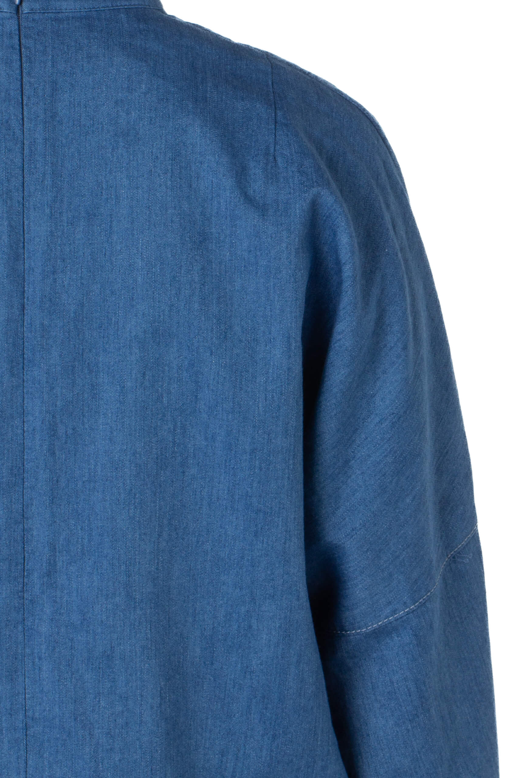 Akris Punto, Talla 8