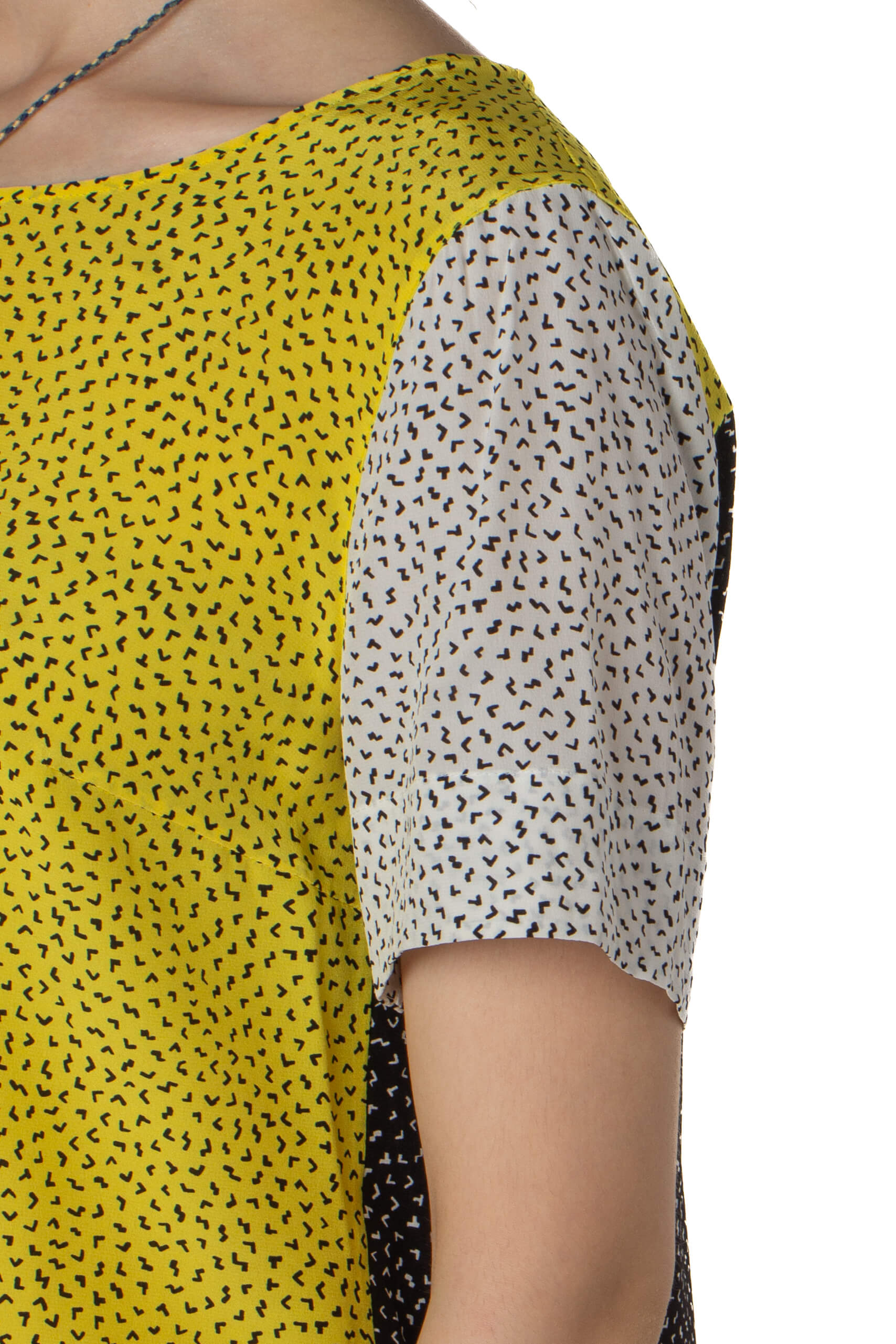 Akris Punto, Talla 8