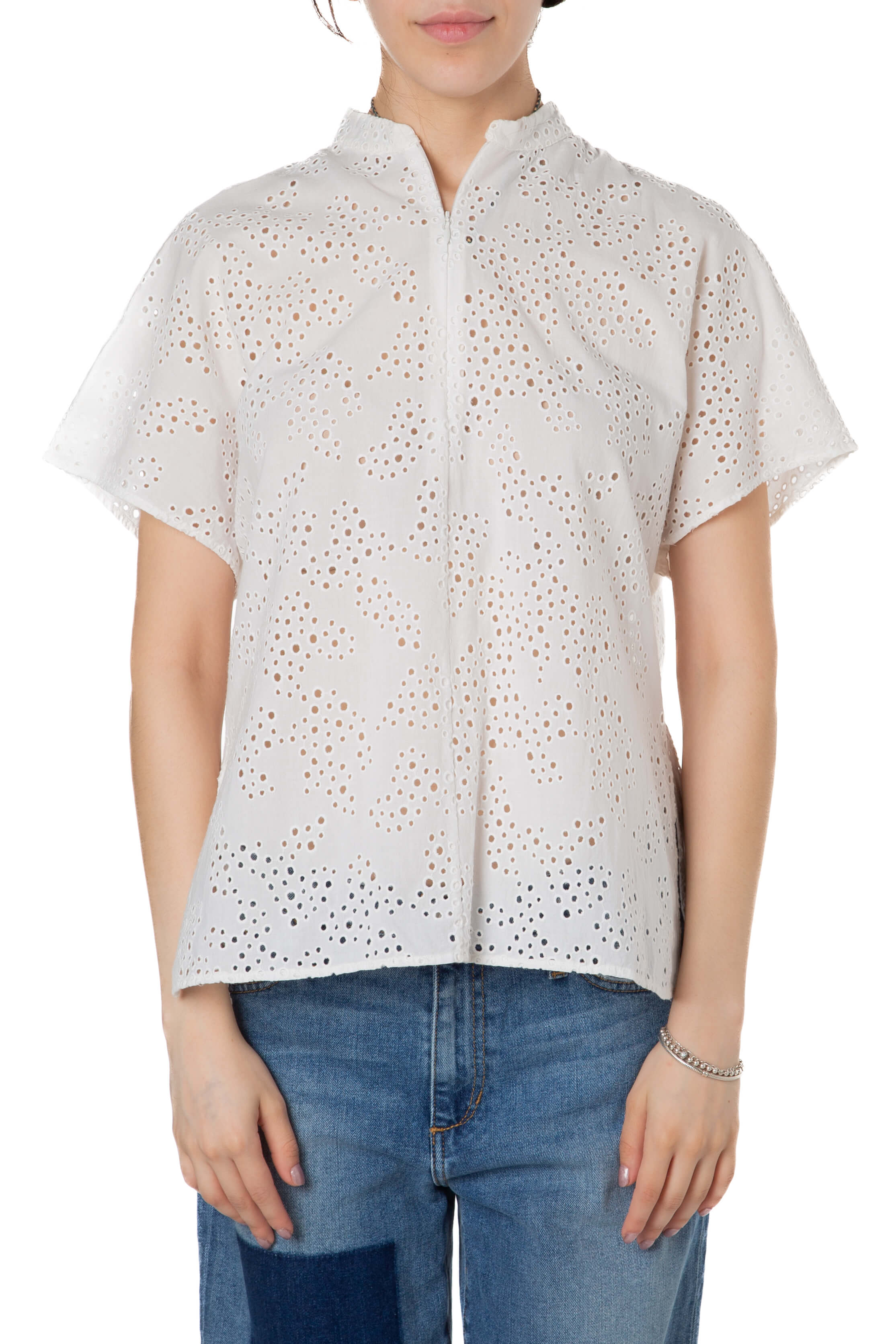 Akris Punto, Talla 8