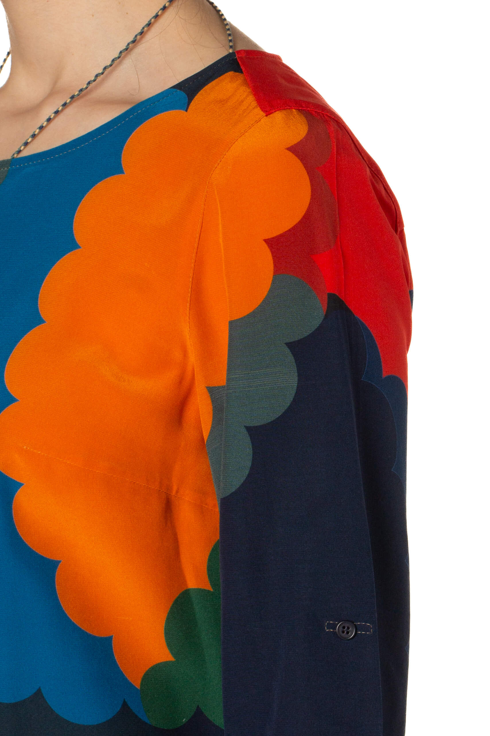 Akris Punto, Talla 8