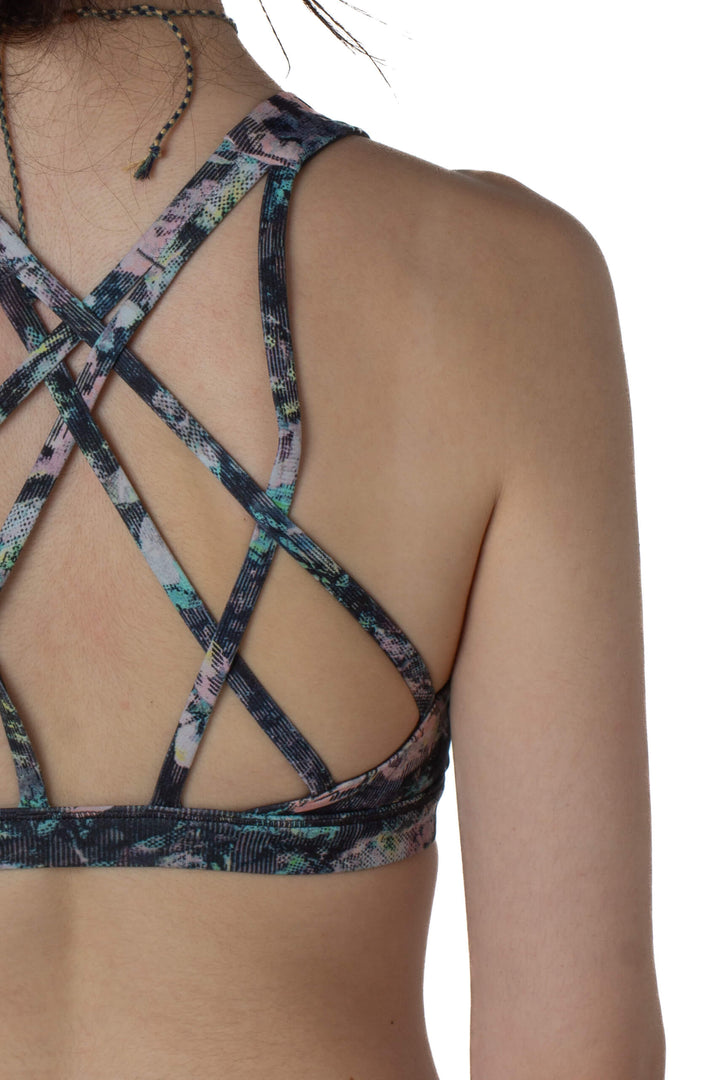 Blusa Lululemon, detalle 6 – ClosetRehab