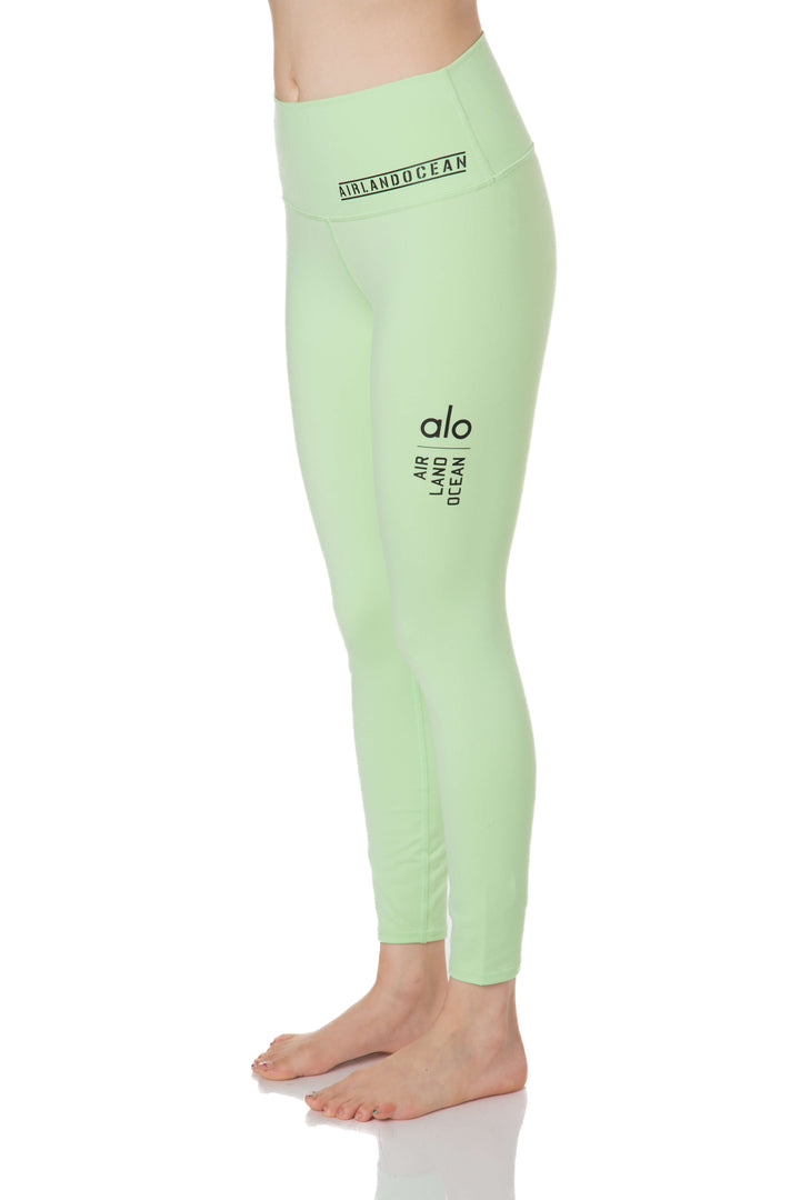 Pantalón Alo Yoga, vista posterior – ClosetRehab