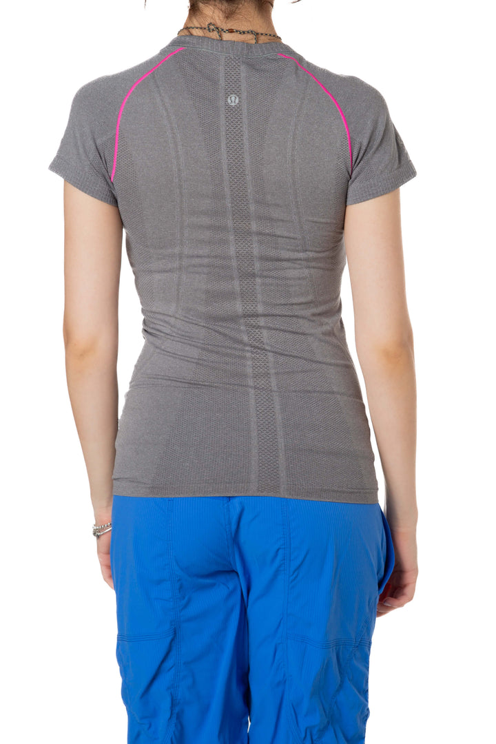 Blusa Lululemon, vista lateral – ClosetRehab
