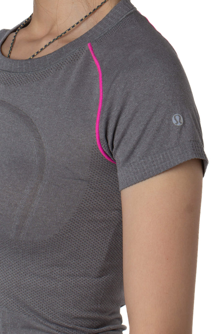 Blusa Lululemon, detalle 5 – ClosetRehab