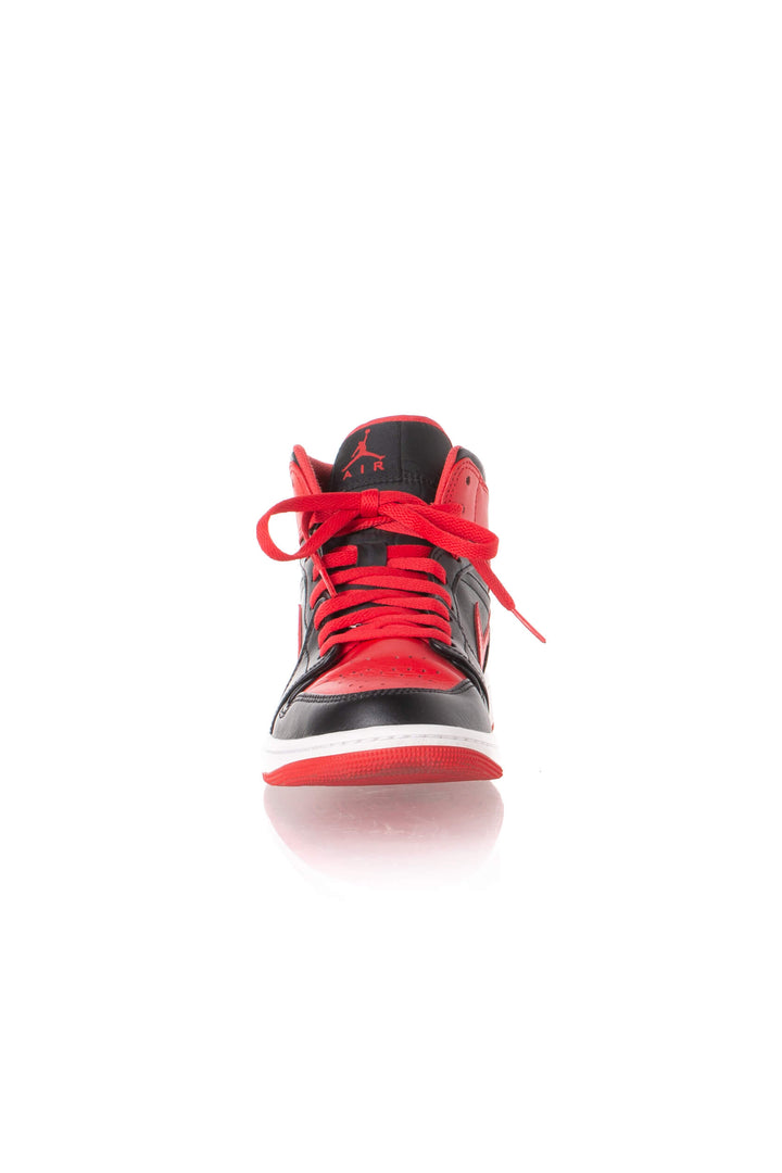 Vista superior del par Air Jordan 1 Mid