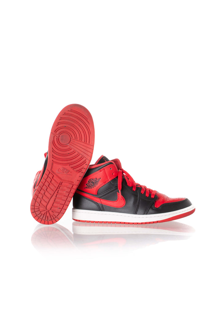 Suela roja del Air Jordan 1 Mid