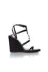 Yves Saint Laurent, Talla 9