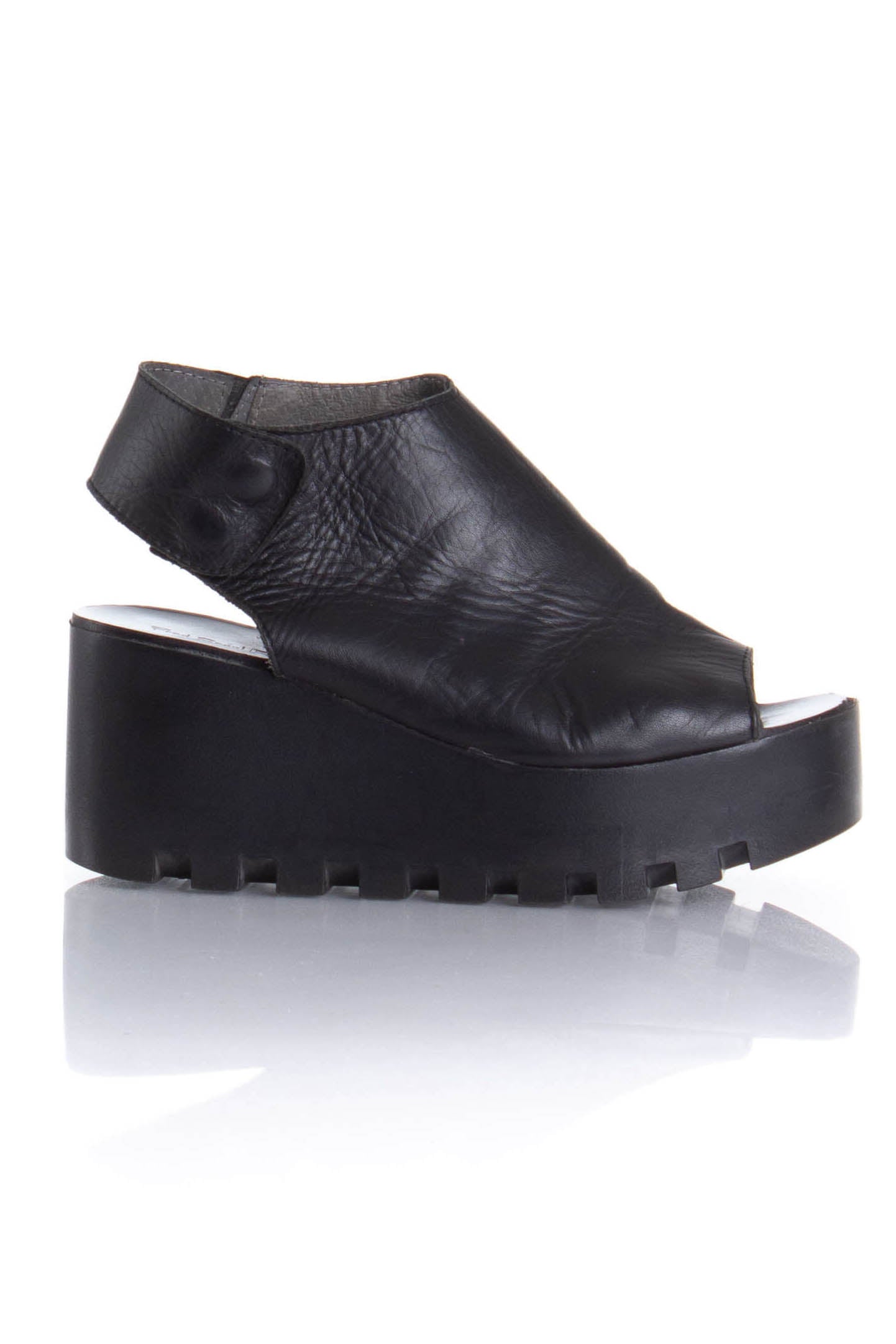 Fred Segal, Talla 6