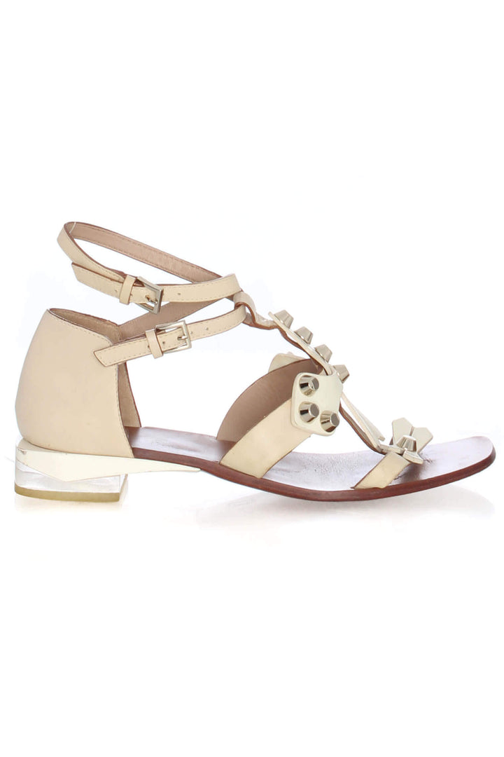Zapato Tory Burch beige, vista frontal – ClosetRehab