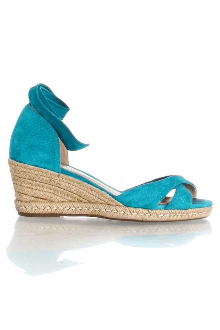 Zapato Schutz azul, vista frontal – ClosetRehab