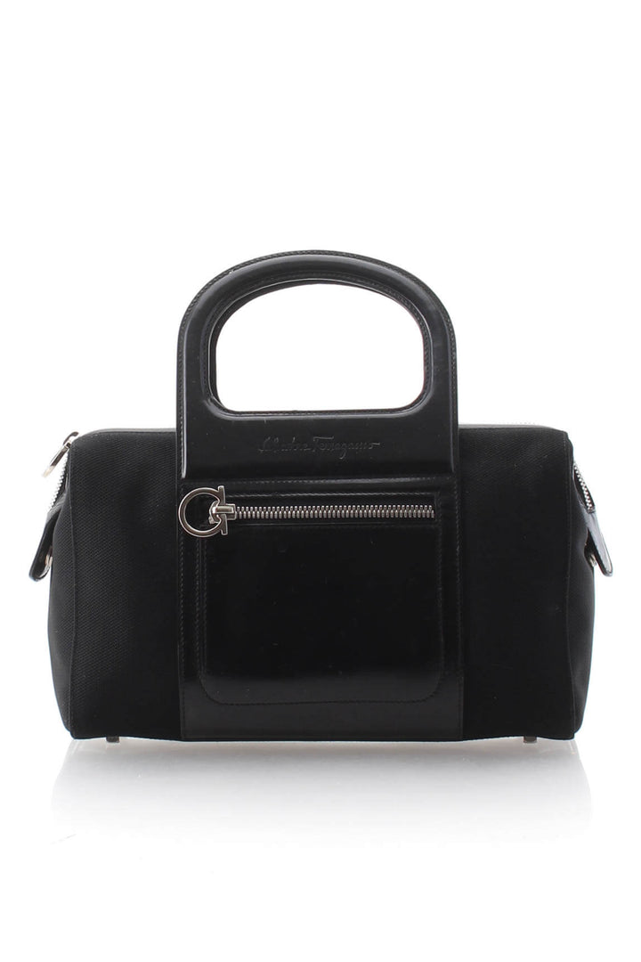 Bolsa Salvatore Ferragamo negro, vista frontal – ClosetRehab