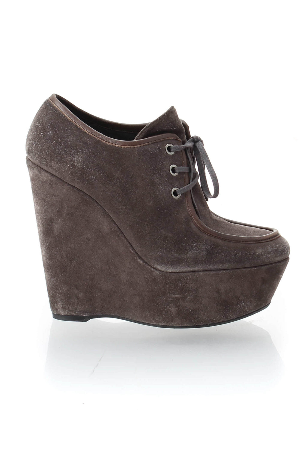 Stuart Weitzman, Talla 8