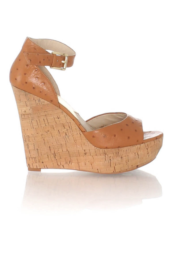 Zapato Michael Kors naranja, vista frontal – ClosetRehab