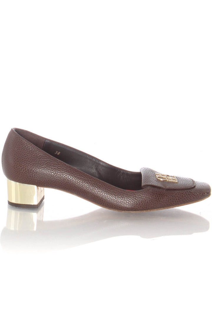 Zapato Carolina Herrera café, vista frontal – ClosetRehab