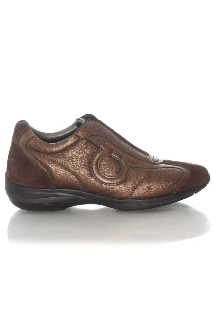 Zapato Salvatore Ferragamo café, vista frontal – ClosetRehab