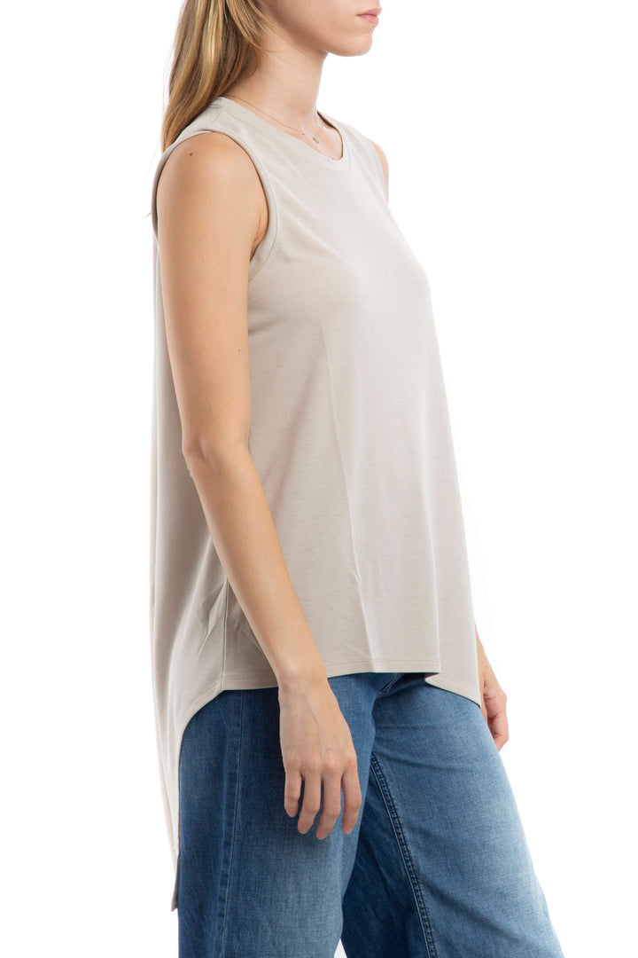 Blusa BCBGMAXAZRIA NWT, vista posterior – ClosetRehab