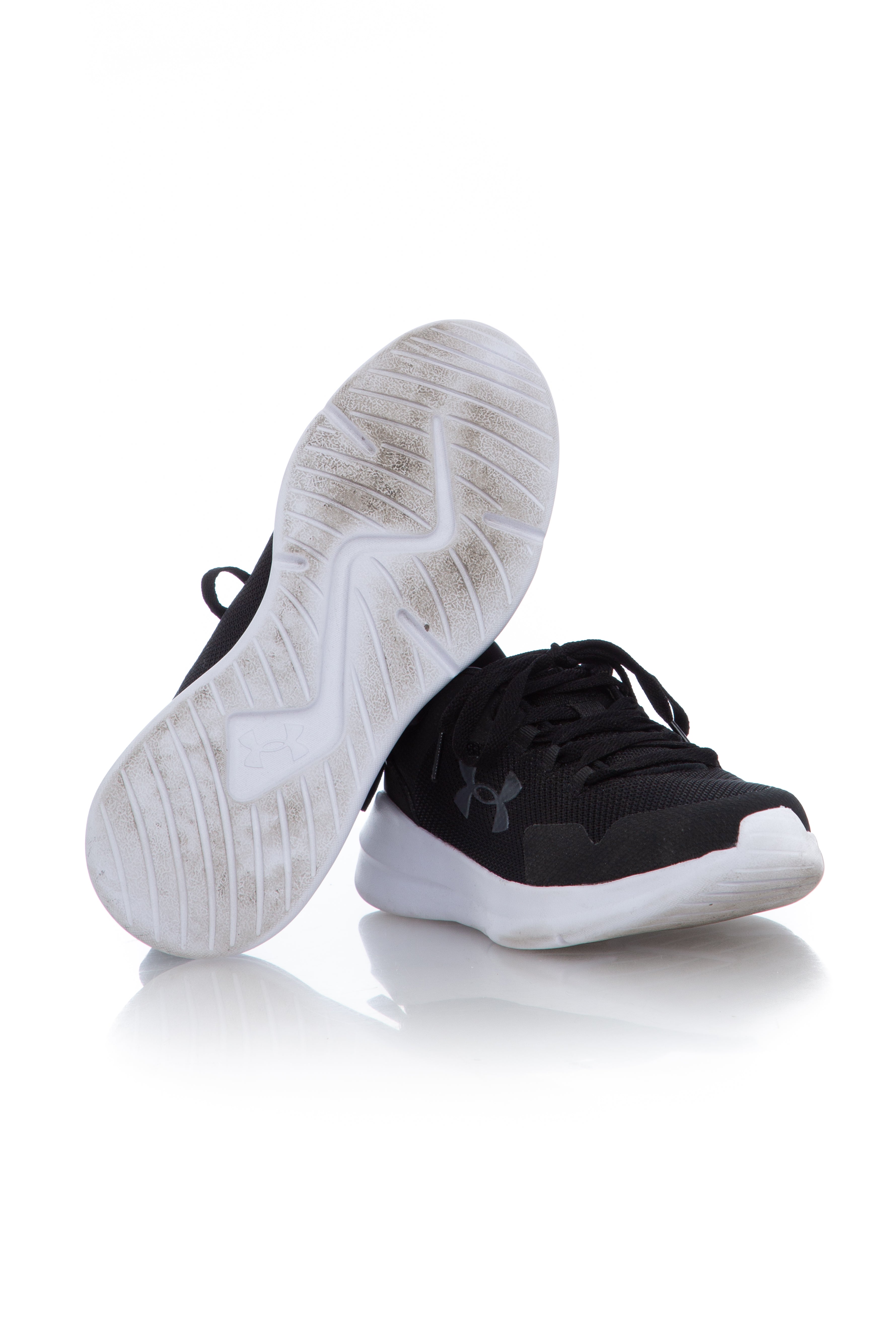 Under Armour, 9 USA