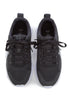 Under Armour, 9 USA