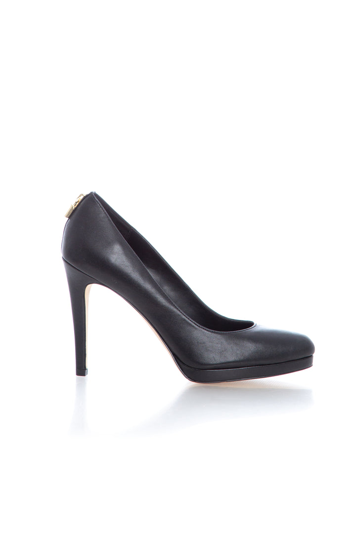 Pumps Michael Kors negro talla 9.5 USA de piel, vista frontal | ClosetRehab