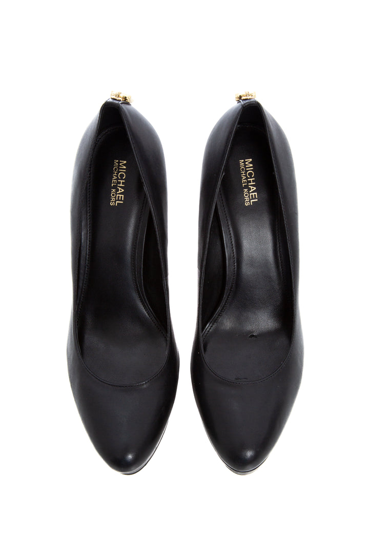 Pumps Michael Kors negro talla 9.5 USA, plantilla con logo | ClosetRehab