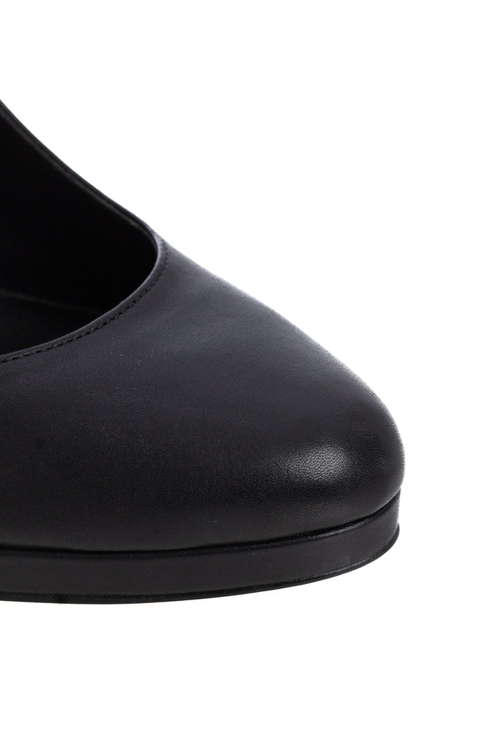 Pumps Michael Kors negro talla 9.5 USA, detalle de forro | ClosetRehab