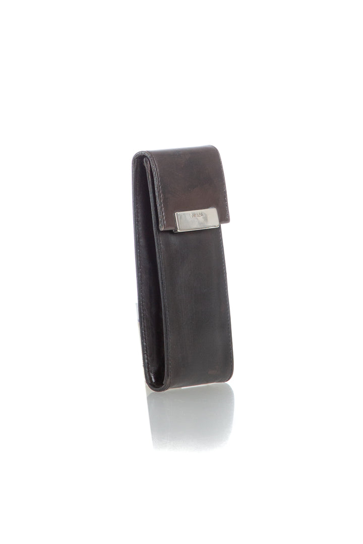Accesorio Prada, vista posterior – ClosetRehab